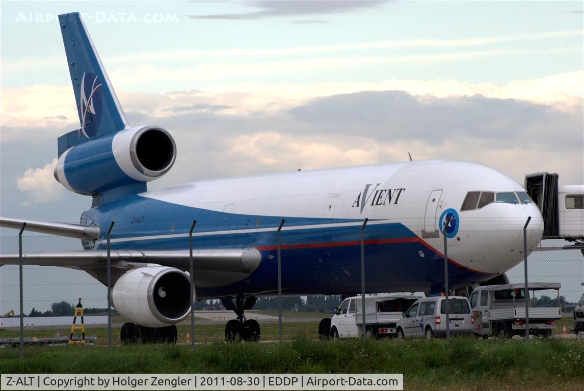 Z-ALT, 1979 McDonnell Douglas DC-10-30 C/N 47818, Close shot of a rare visitor from Zimbabwe.