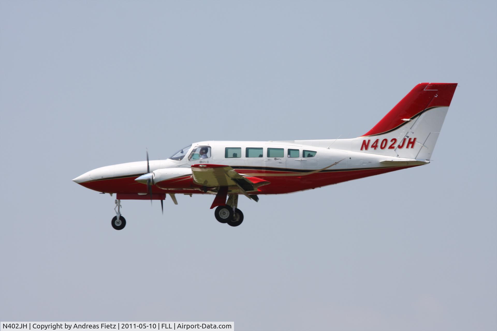 N402JH, 1980 Cessna 402C C/N 402C0500, Landing at FLL.