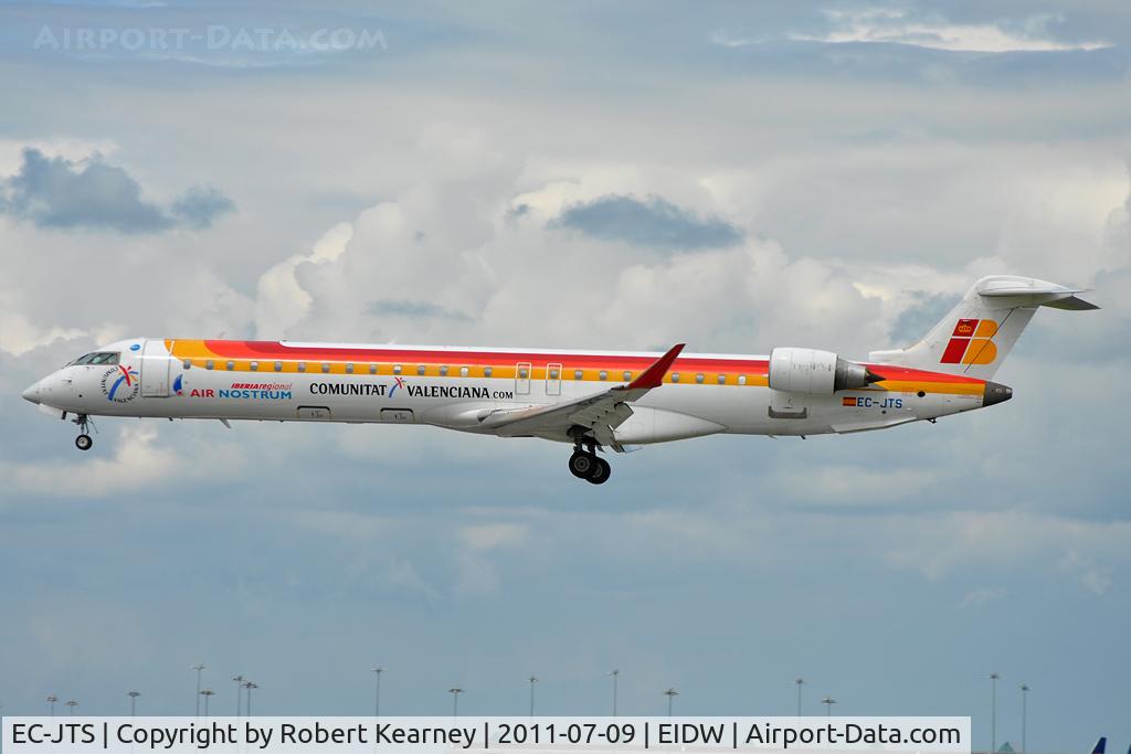 EC-JTS, 2006 Bombardier CRJ-900 (CL-600-2D24) C/N 15071, On short finals for r/w 28