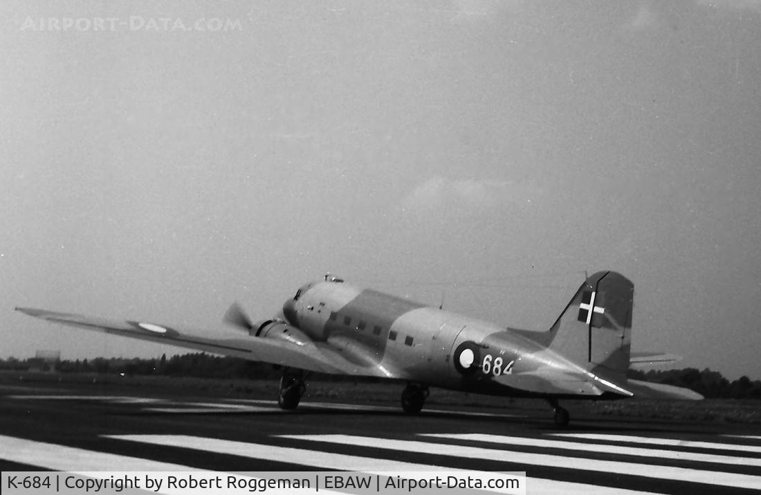 K-684, 1943 Douglas DC3C-S1C3G (C-47A-65-DL) C/N 19054, 68-687 later K-684.Danish Air Force.
Late 1950's.U.S.Serial 42-100491.