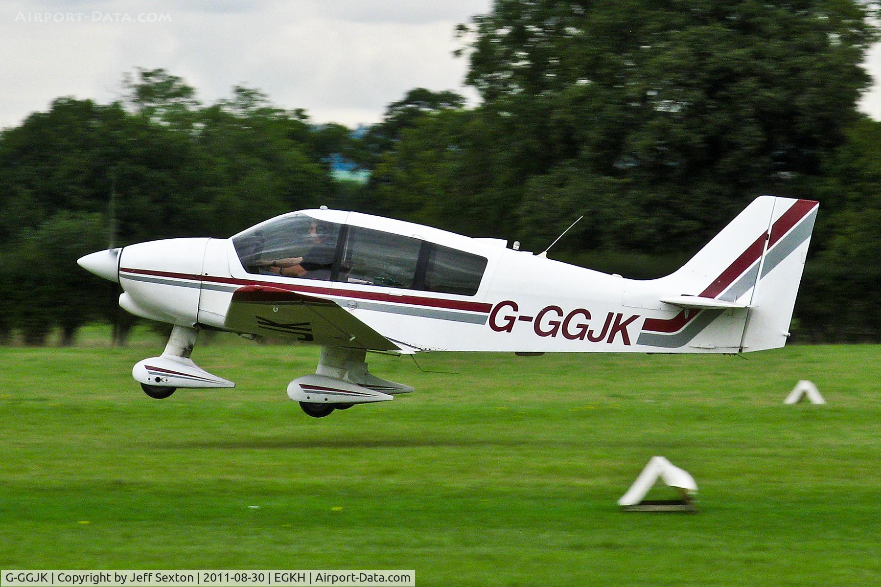 G-GGJK, 1988 Robin DR-400-140B Major C/N 1805, Takke off from Headcorn, Kent UK