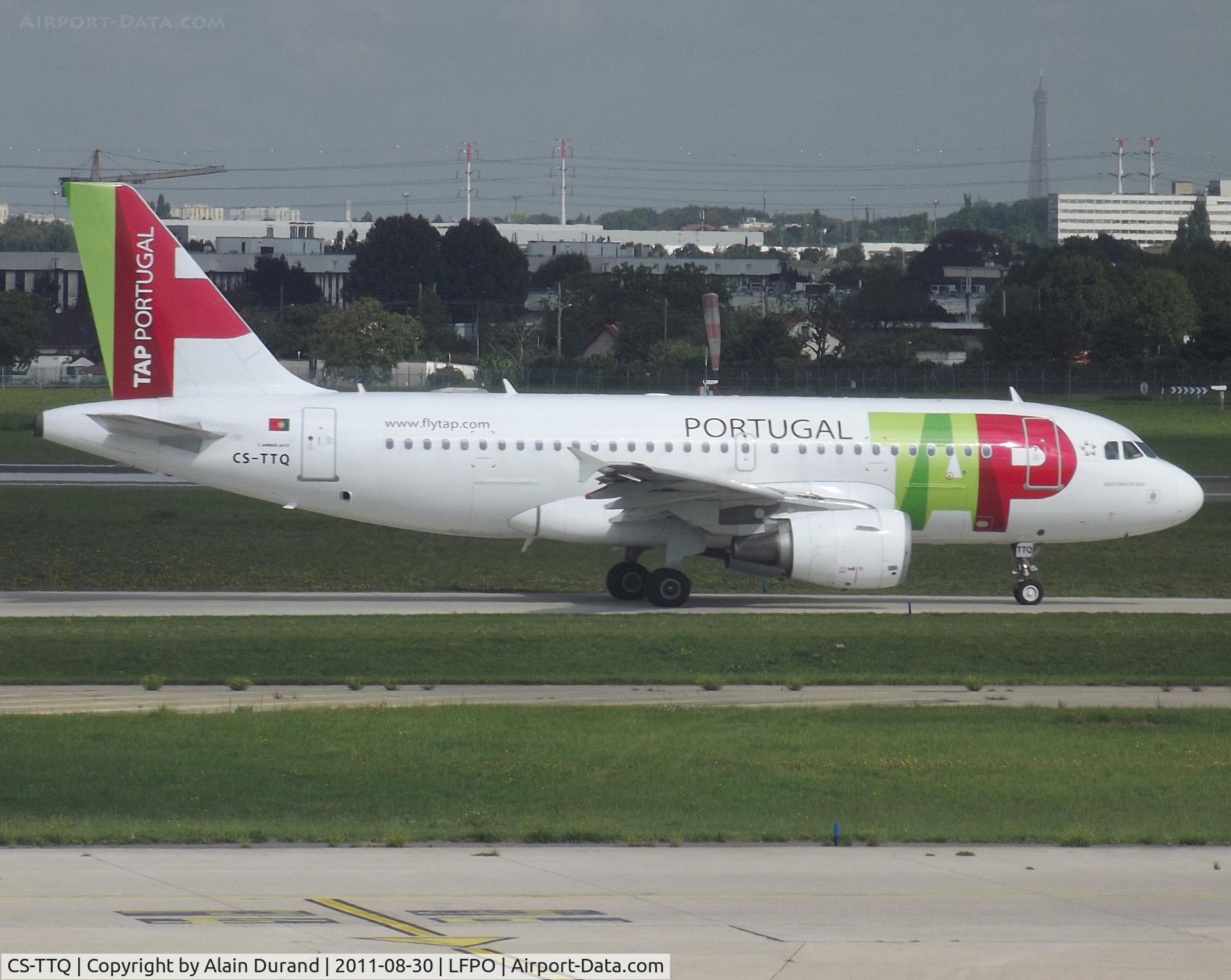 CS-TTQ, 1996 Airbus A319-111 C/N 629, The spike topping the backgroung belongs to Eiffel Tower. Missioned with the midday return from/to OPO, Tango-Quebec was taxying to runway 24/06.