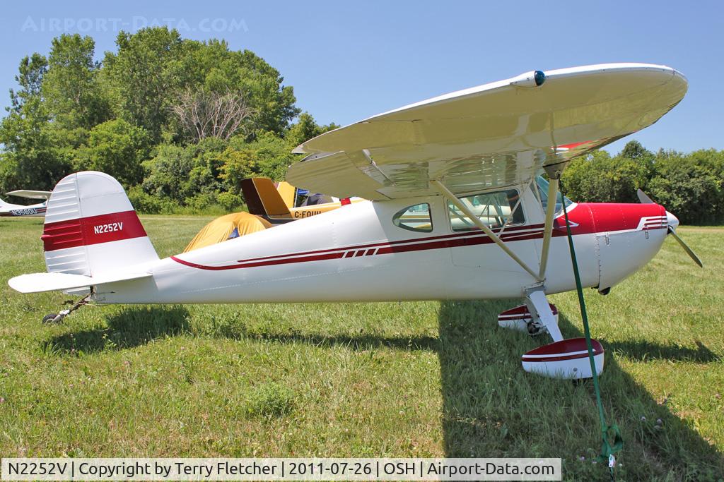 N2252V, 1948 Cessna 140 C/N 14483, 1948 Cessna 140, c/n: 14483 at 2011 Oshkosh