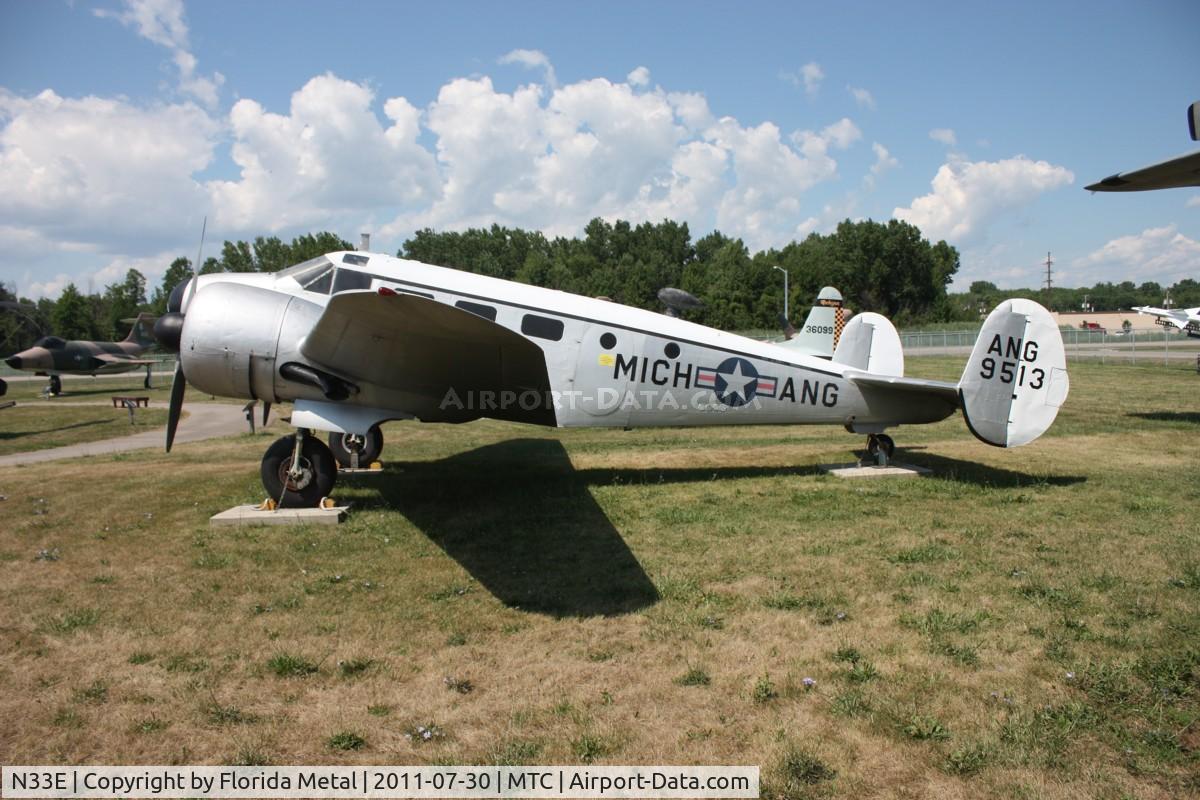 N33E, 1943 Beech AT-11 Kansan C/N 4507, Beech AT-11 restored to look like a C-45