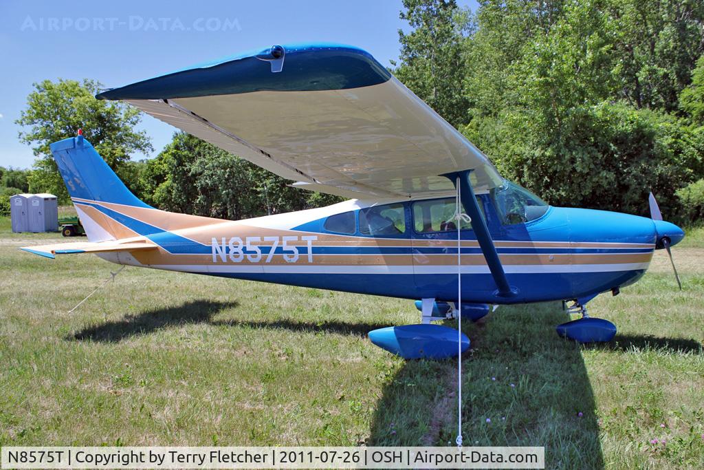 N8575T, 1959 Cessna 182 Skylane C/N 52475, 1959 Cessna 182, c/n: 52475 at 2011 Oshkosh