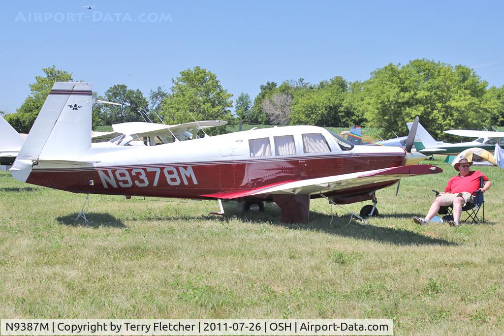 N9387M, 1966 Mooney M20F Executive C/N 670011, 1966 Mooney M20F, c/n: 670011
at 2011 Oshkosh