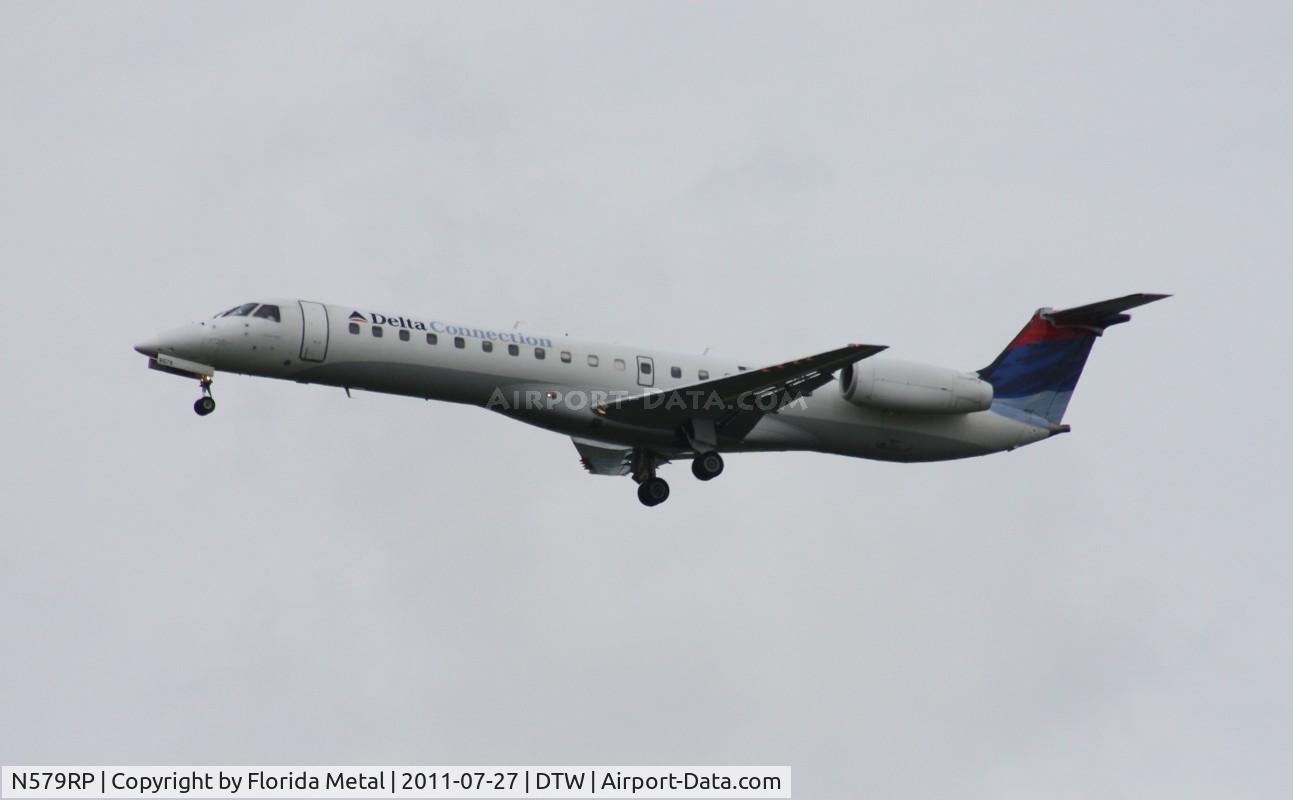 N579RP, 2004 Embraer ERJ-145LR (EMB-145LR) C/N 14500871, Delta Connection E145