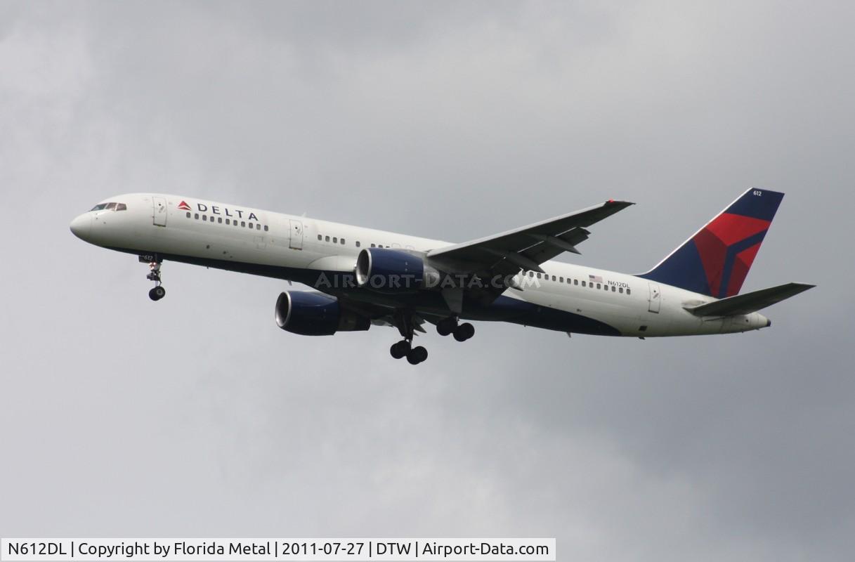 N612DL, 1985 Boeing 757-232 C/N 22819, Delta 757