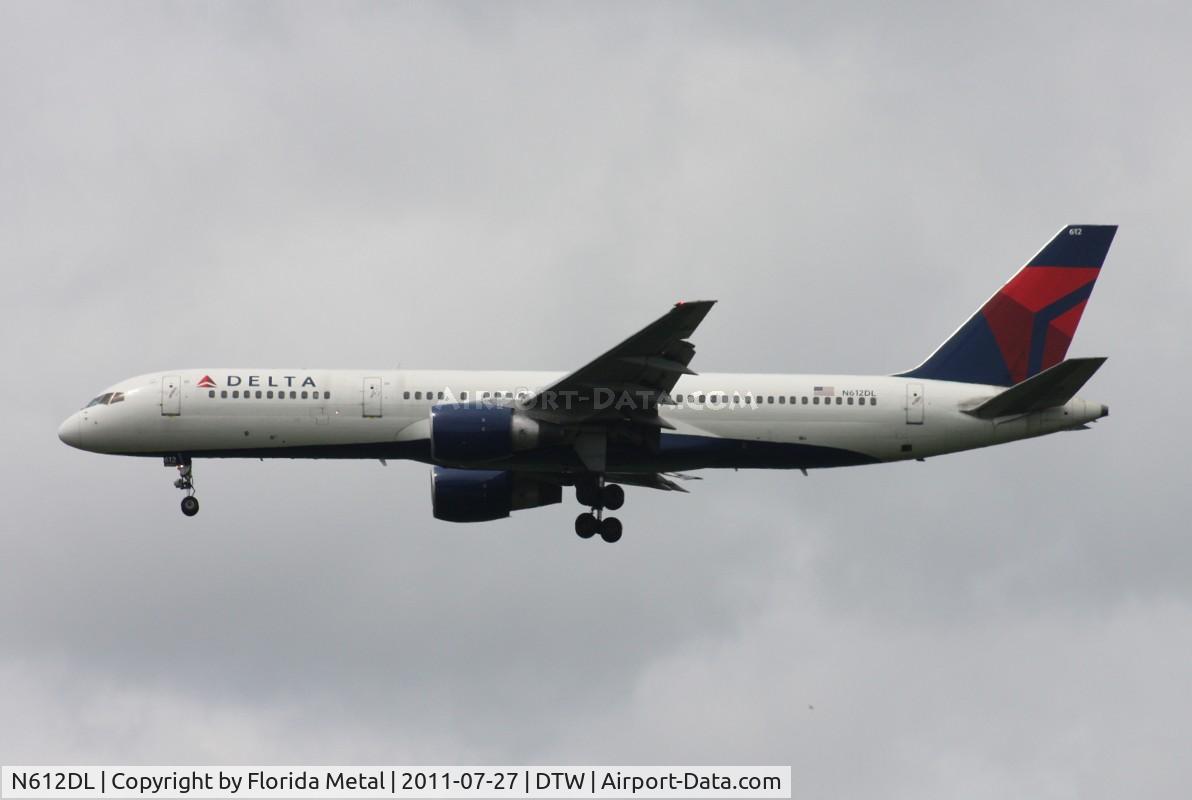 N612DL, 1985 Boeing 757-232 C/N 22819, Delta 757