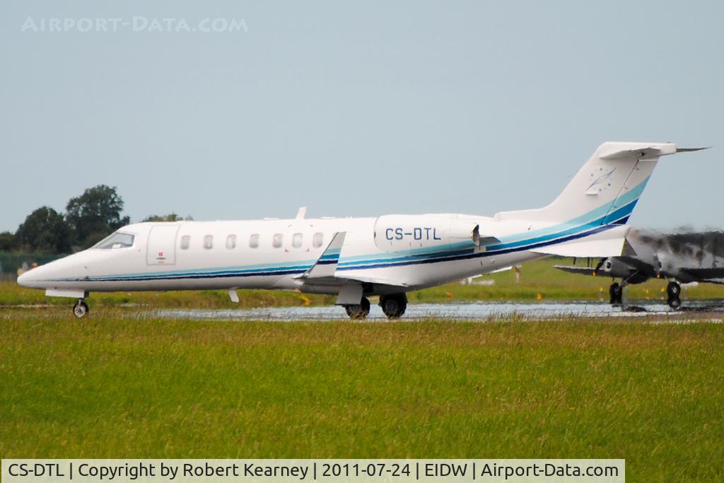 CS-DTL, 2005 Learjet 45 C/N 45-280, Taking off r/w 28