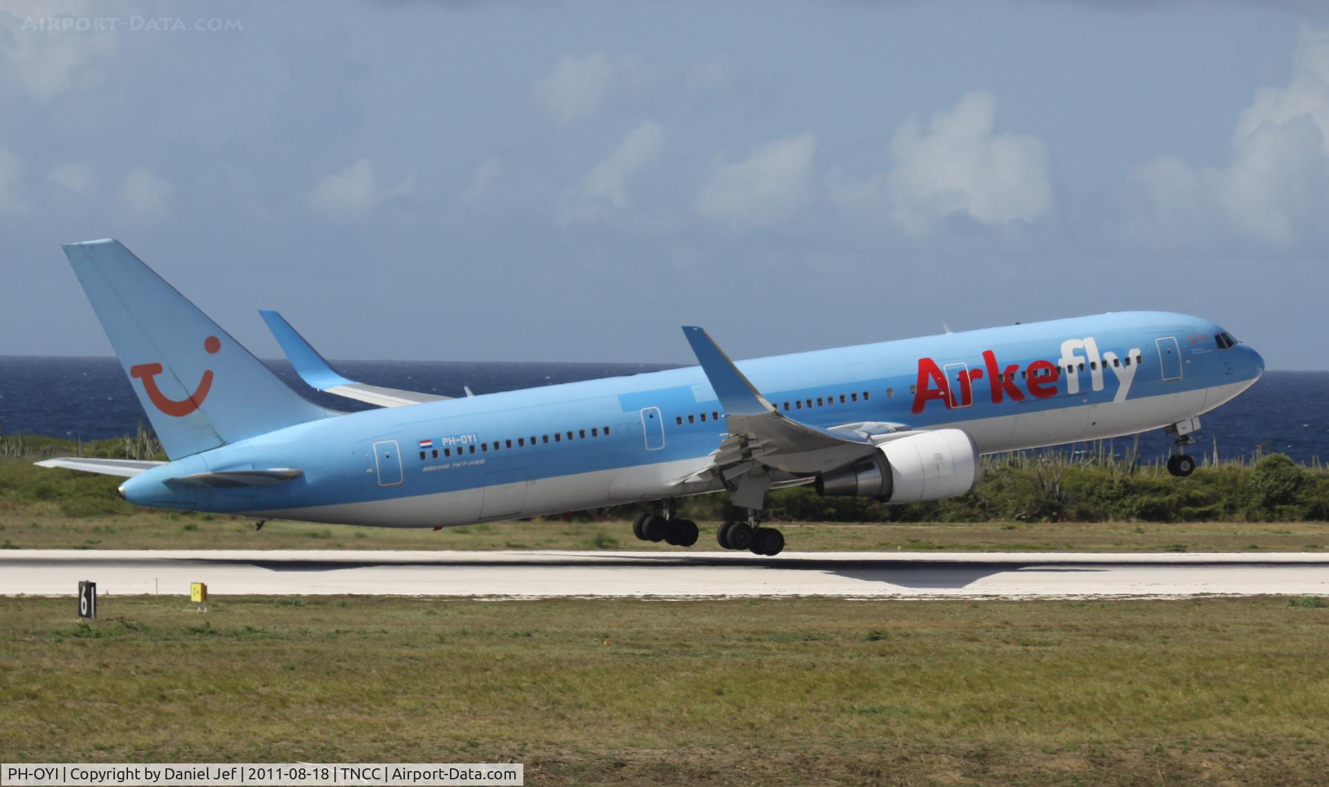 PH-OYI, 2000 Boeing 767-304/ER C/N 29138, PH-OYI