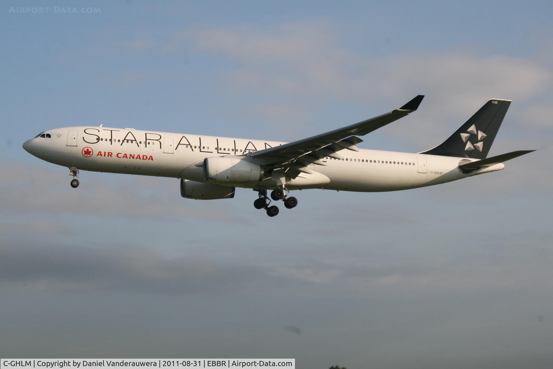 C-GHLM, 2001 Airbus A330-343 C/N 0419, Arrival of flight AC832 to RWY 25L
