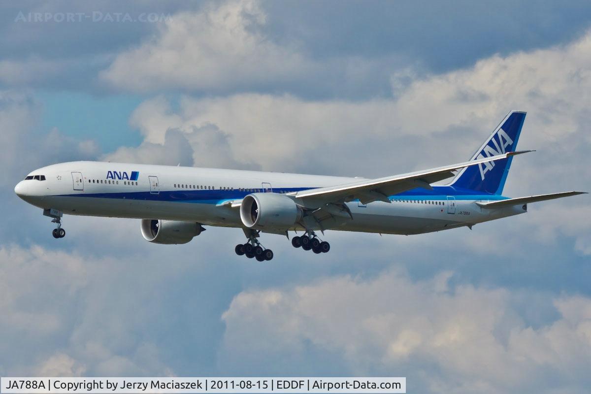 JA788A, 2010 Boeing 777-381/ER C/N 40686, Boeing 777-381ER