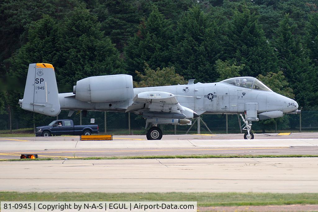 81-0945, 1981 Fairchild Republic A-10A Thunderbolt II C/N A10-0640, Departing Lakenheath for a local flight