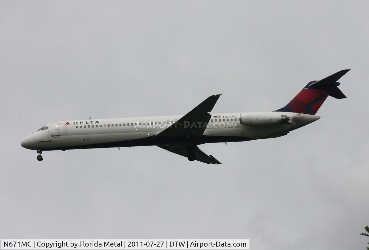 N671MC, 1976 Douglas DC-9-51 C/N 47660, Delta DC-9-50