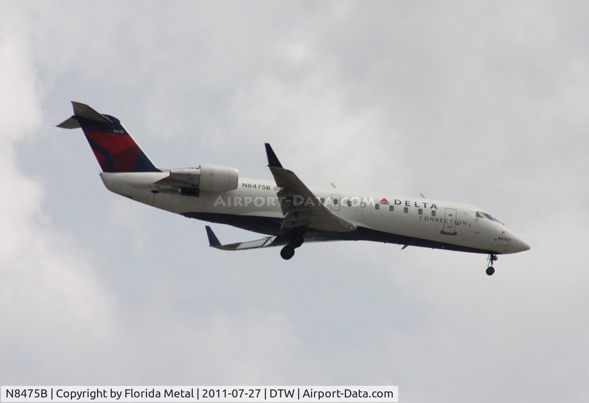 N8475B, 2001 Bombardier CRJ-200LR (CL-600-2B19) C/N 7475, Pinnacle CRJ