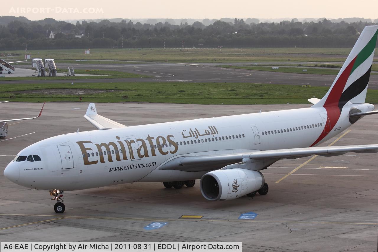 A6-EAE, 2001 Airbus A330-243 C/N 384, Emirates, Airbus A330-243, CN: 0384