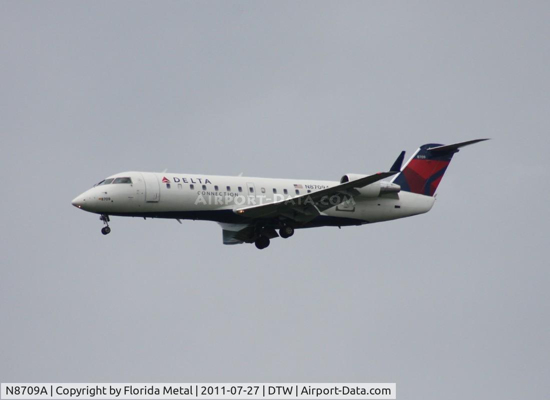 N8709A, 2002 Bombardier CRJ-200 (CL-600-2B19) C/N 7709, Pinnacle CRJ