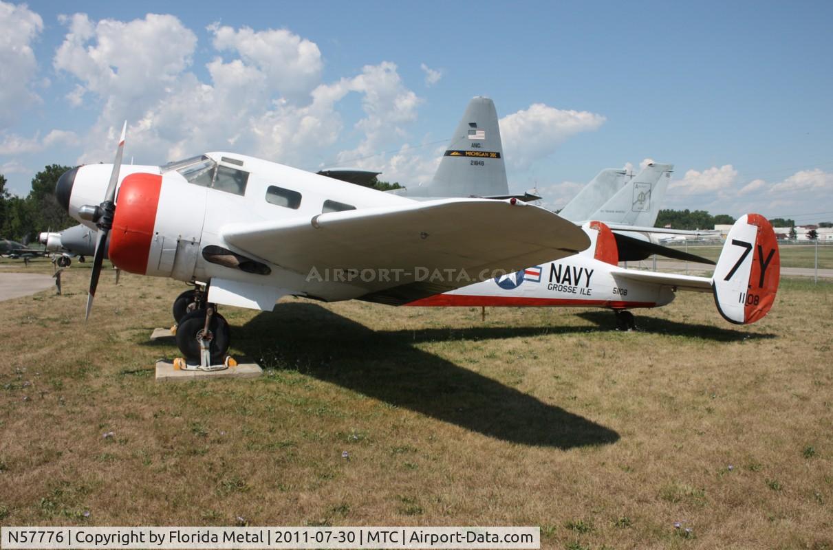 N57776, 1941 Beech C18S C/N 467, Beech AT-7 painted to look like SNB-2