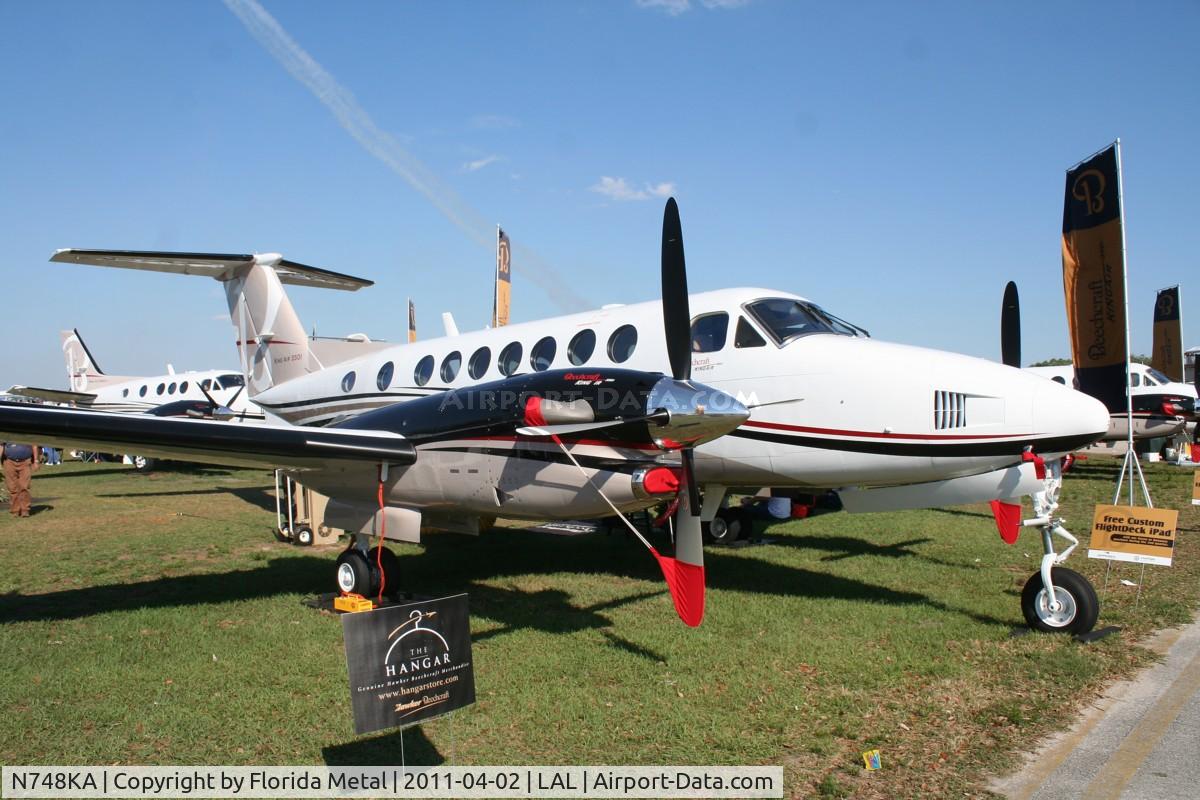 N748KA, Hawker Beechcraft Super King Air 350i C/N FL-748, Beech 350