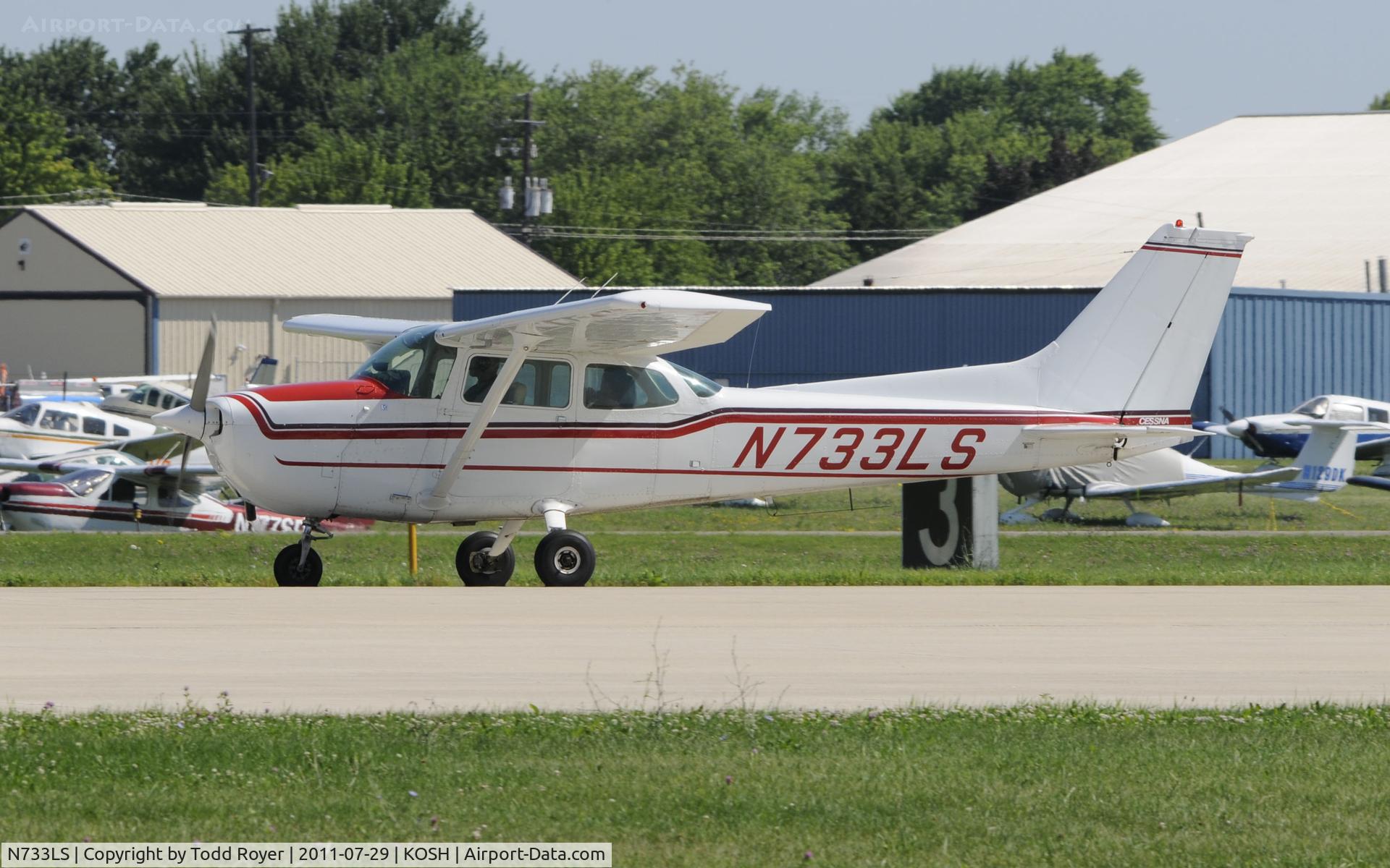 N733LS, 1976 Cessna 172N C/N 17268380, AIRVENTURE 2011