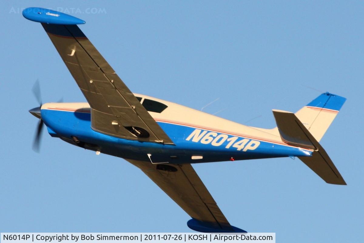 N6014P, 1959 Piper PA-24 C/N 24-1109, Departing Airventure 2011.