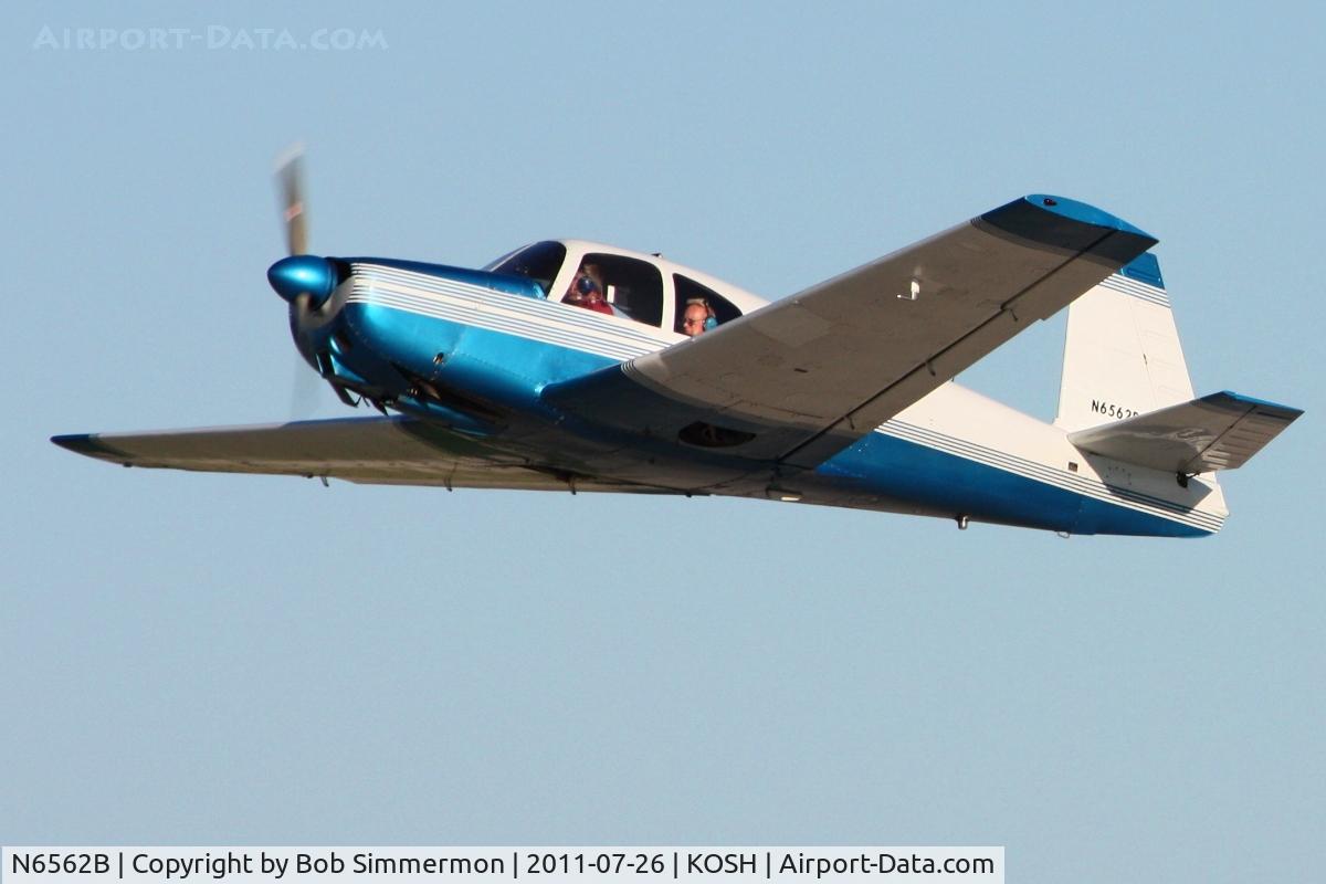 N6562B, 1958 Mooney M20A C/N 1232, Departing Airventure 2011.