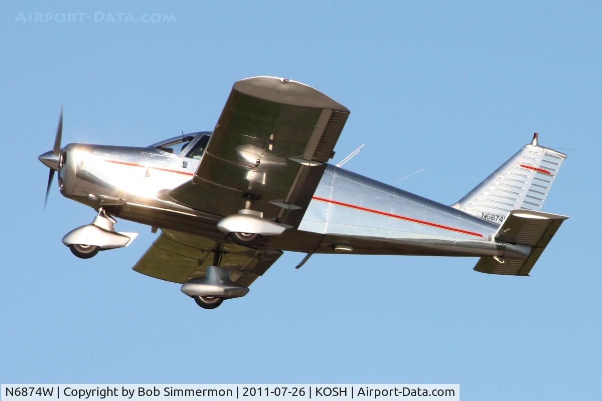 N6874W, 1965 Piper PA-28-140 Cherokee C/N 28-21030, Departing Airventure 2011.