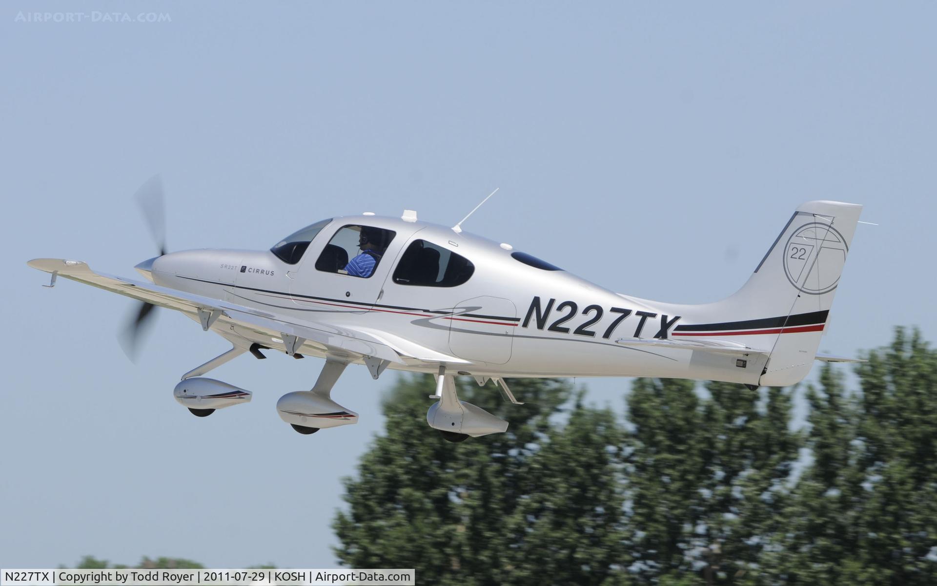 N227TX, Cirrus SR22T C/N 0029, AIRVENTURE 2011