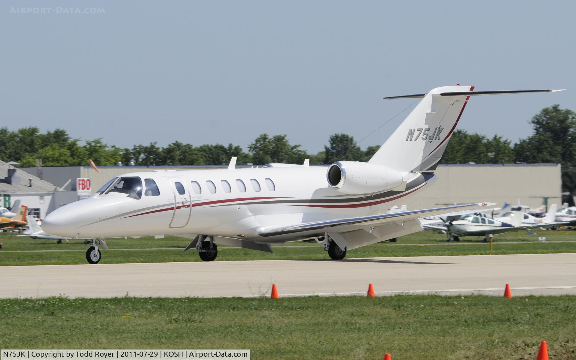 N75JK, 2008 Cessna 525B CitationJet CJ3 C/N 525B-0240, AIRVENTURE 2011