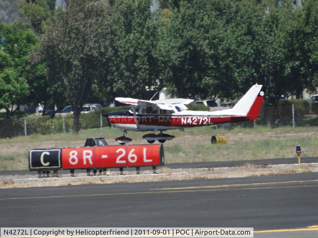 N4272L, 1966 Cessna 172G C/N 17254341, Almost down passing taxiway Coco, strong gusty winds blowing