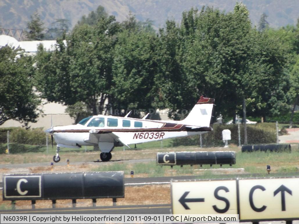 N6039R, 1979 Beech A36 Bonanza 36 C/N E-1489, Down and rolling out