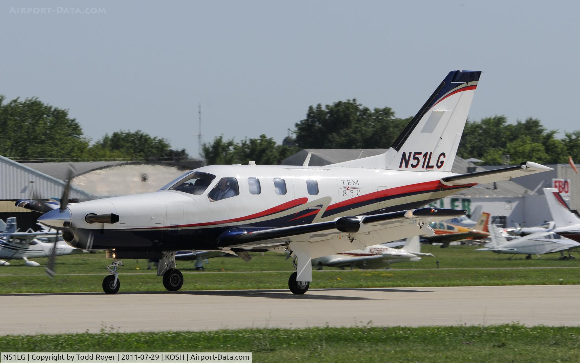 N51LG, 2007 Socata TBM-700 C/N 423, AIRVENTURE 2011