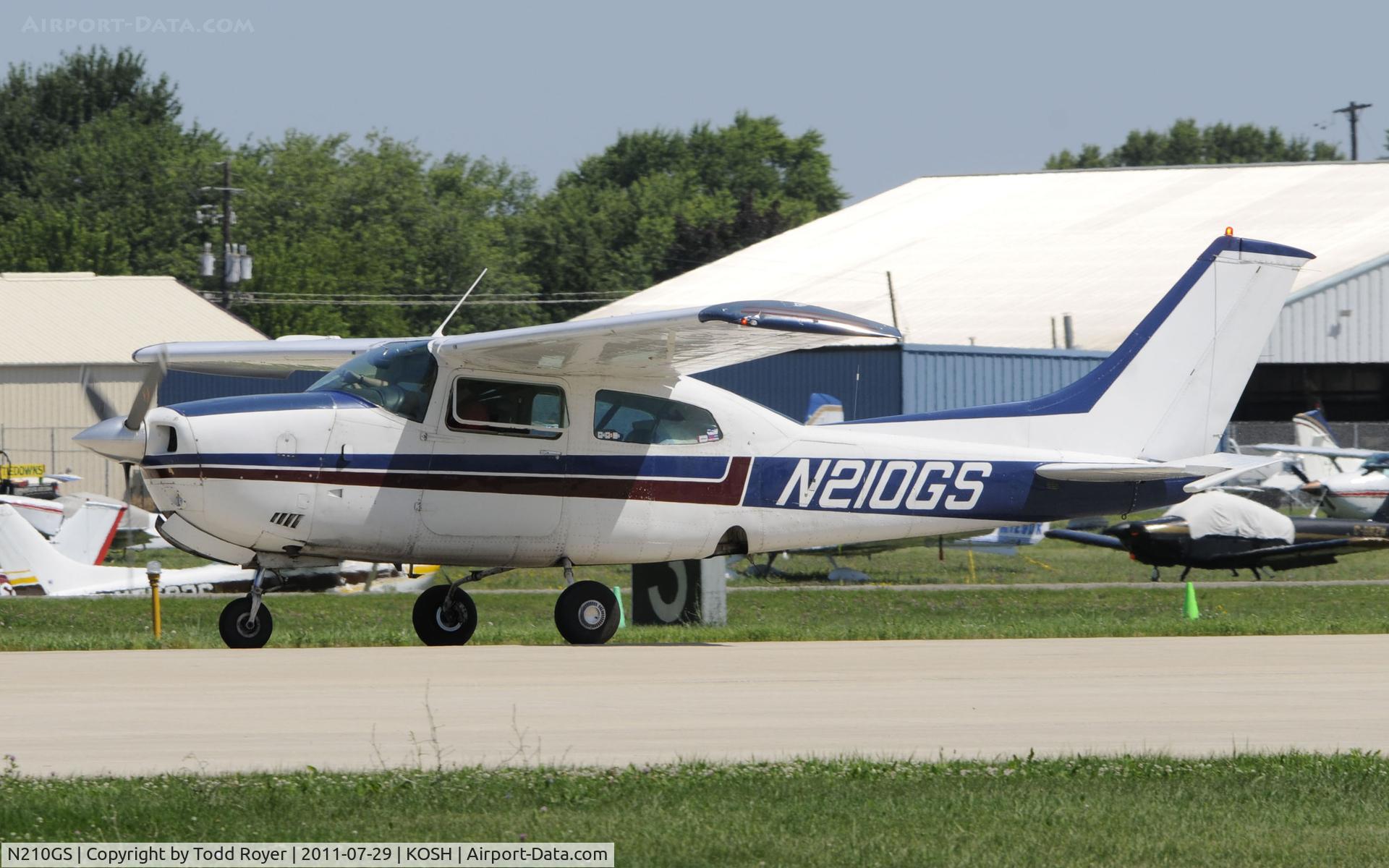 N210GS, 1976 Cessna 210L Centurion C/N 21061283, AIRVENTURE 2011