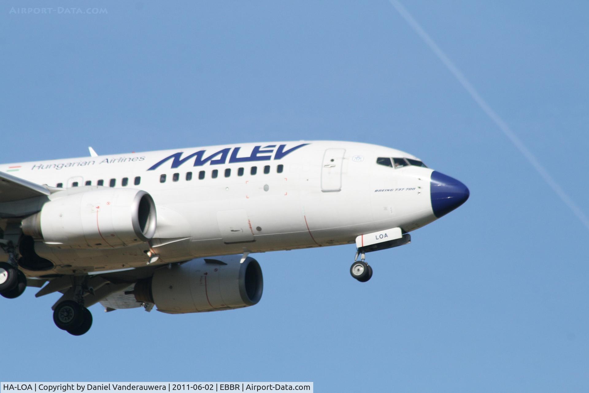 HA-LOA, 2003 Boeing 737-7Q8 C/N 28254, Arrival of flight MA600 to RWY 02