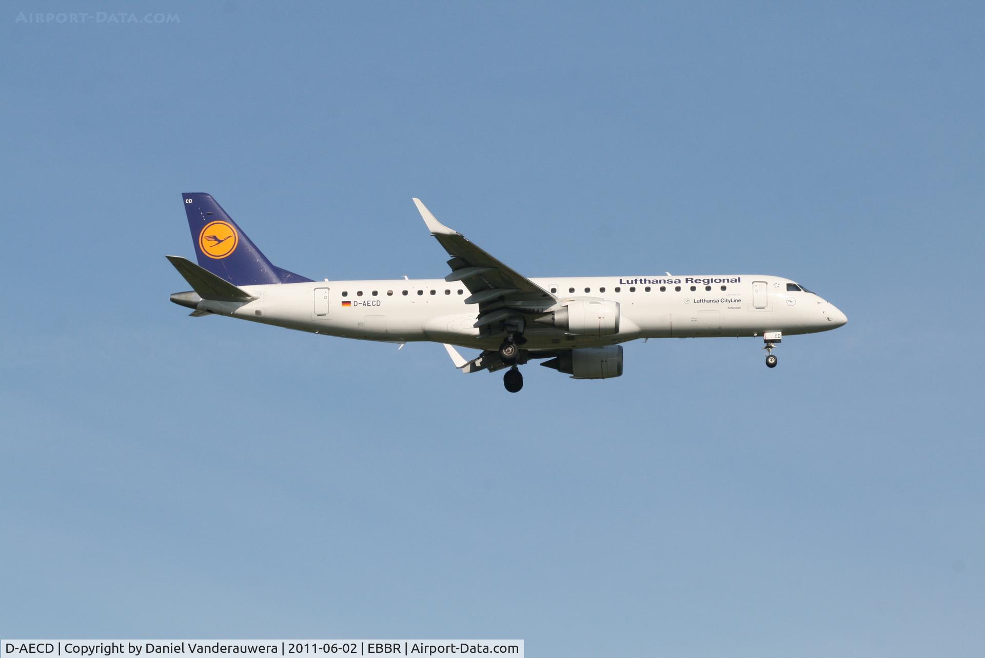D-AECD, 2010 Embraer 190LR (ERJ-190-100LR) C/N 19000337, Arrival of flight LH1006 to RWY 02