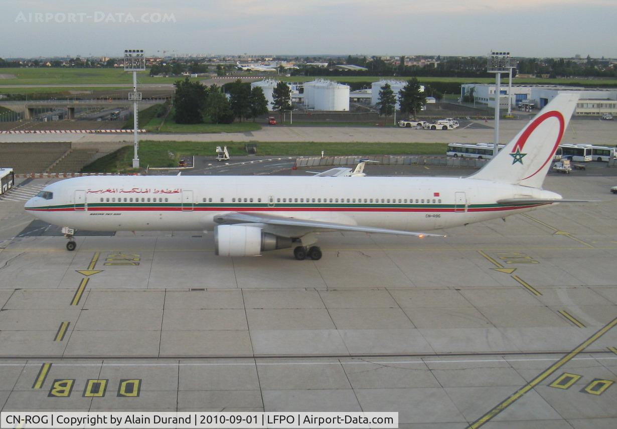 CN-ROG, 1994 Boeing 767-328/ER C/N 27212, when dictated by load factors, Royal Air Maroc deploys at times 763s to ORY, mostly on flights to Casablanca and Marrakech.
