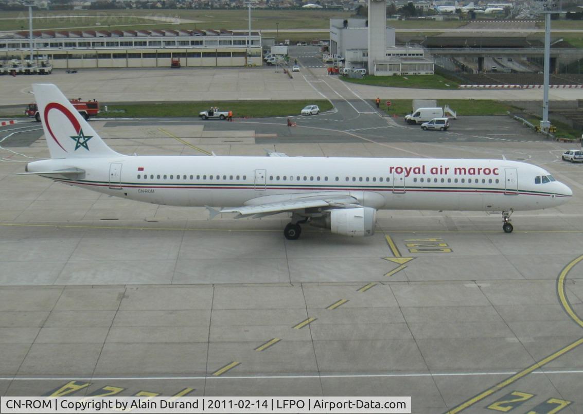 CN-ROM, 2007 Airbus A321-211 C/N 3070, According to a long standing tradition, the fleet members of Royal Air Maroc come along with titles in Arabic on port side and French on starboard.