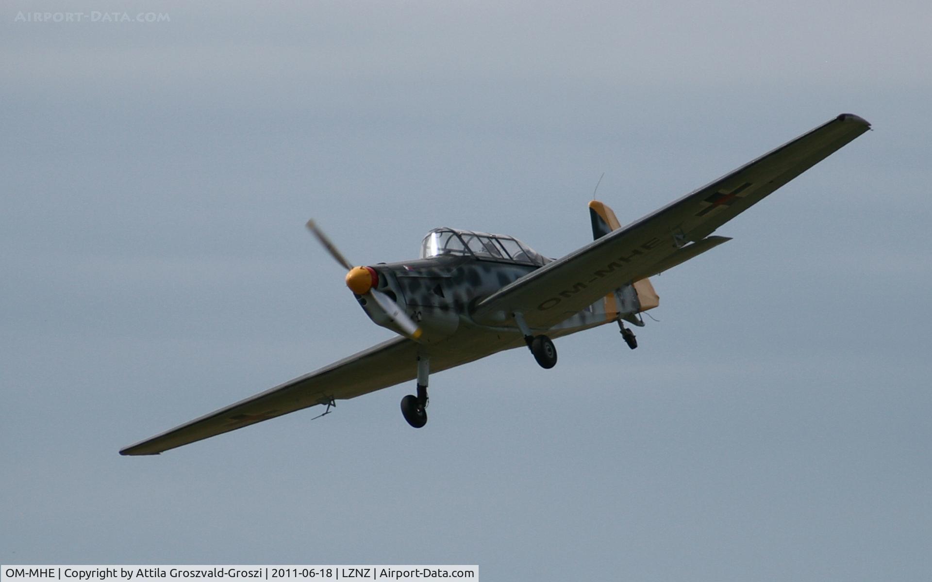 OM-MHE, Zlín Z-226MS Trener C/N 202, Nové Zámky Airport - Slovakia (Slovak Republik) SK.