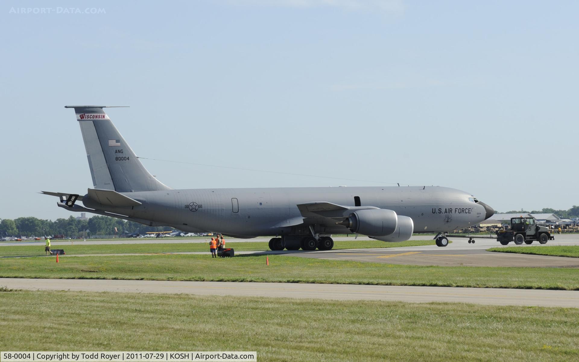 58-0004, 1958 Boeing KC-135R Stratotanker C/N 17749, AIRVENTURE 2011