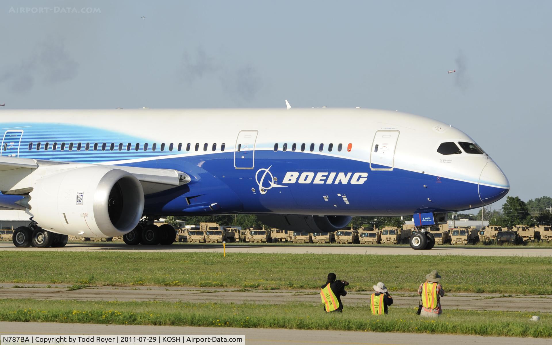 N787BA, 2009 Boeing 787-8 Dreamliner C/N 40690, AIRVENTURE 2011