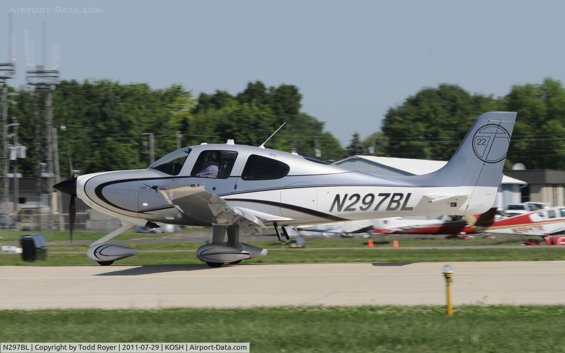 N297BL, Cirrus SR22T C/N 0144, AIRVENTURE 2011