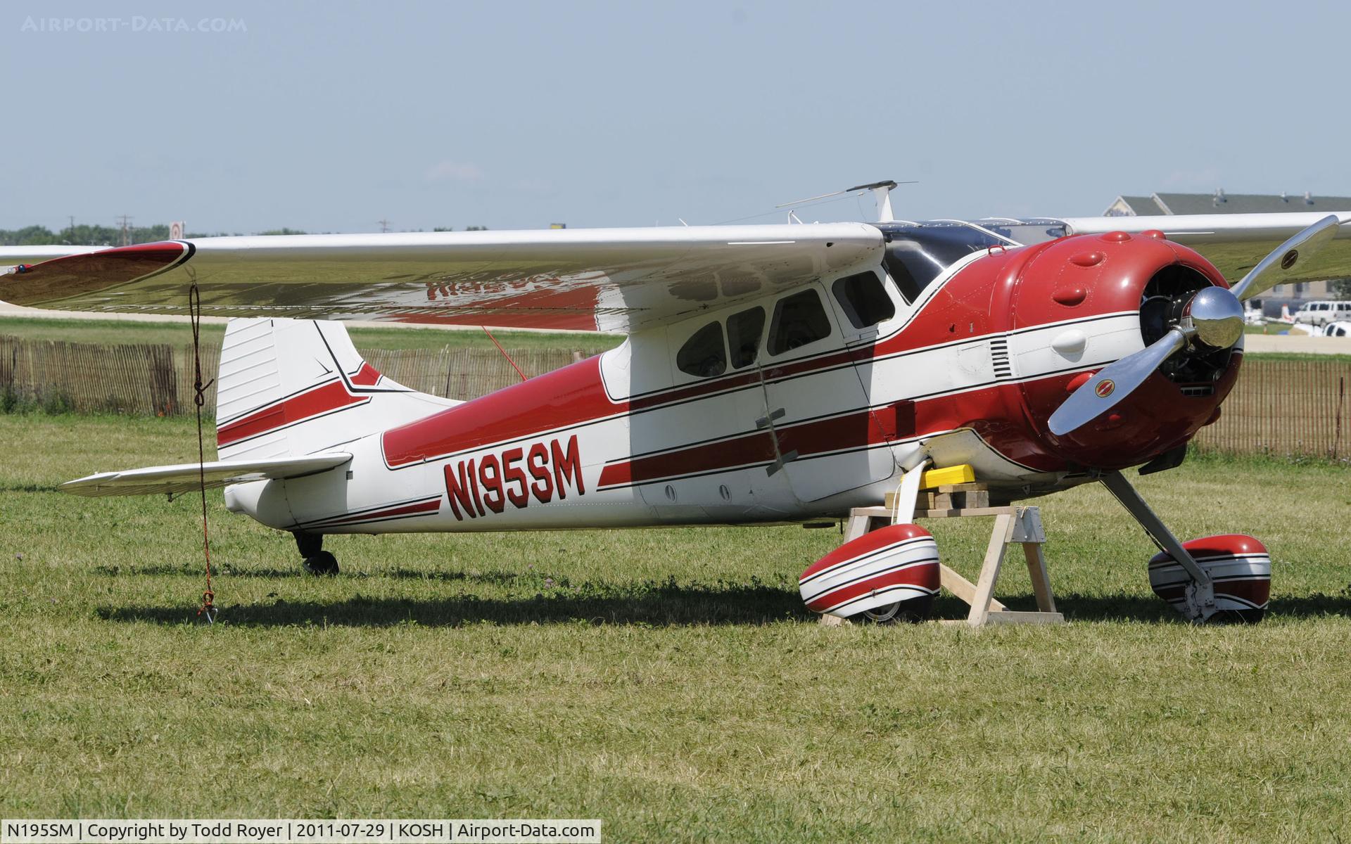 N195SM, 1949 Cessna 195 C/N 7806, AIRVENTURE 2011