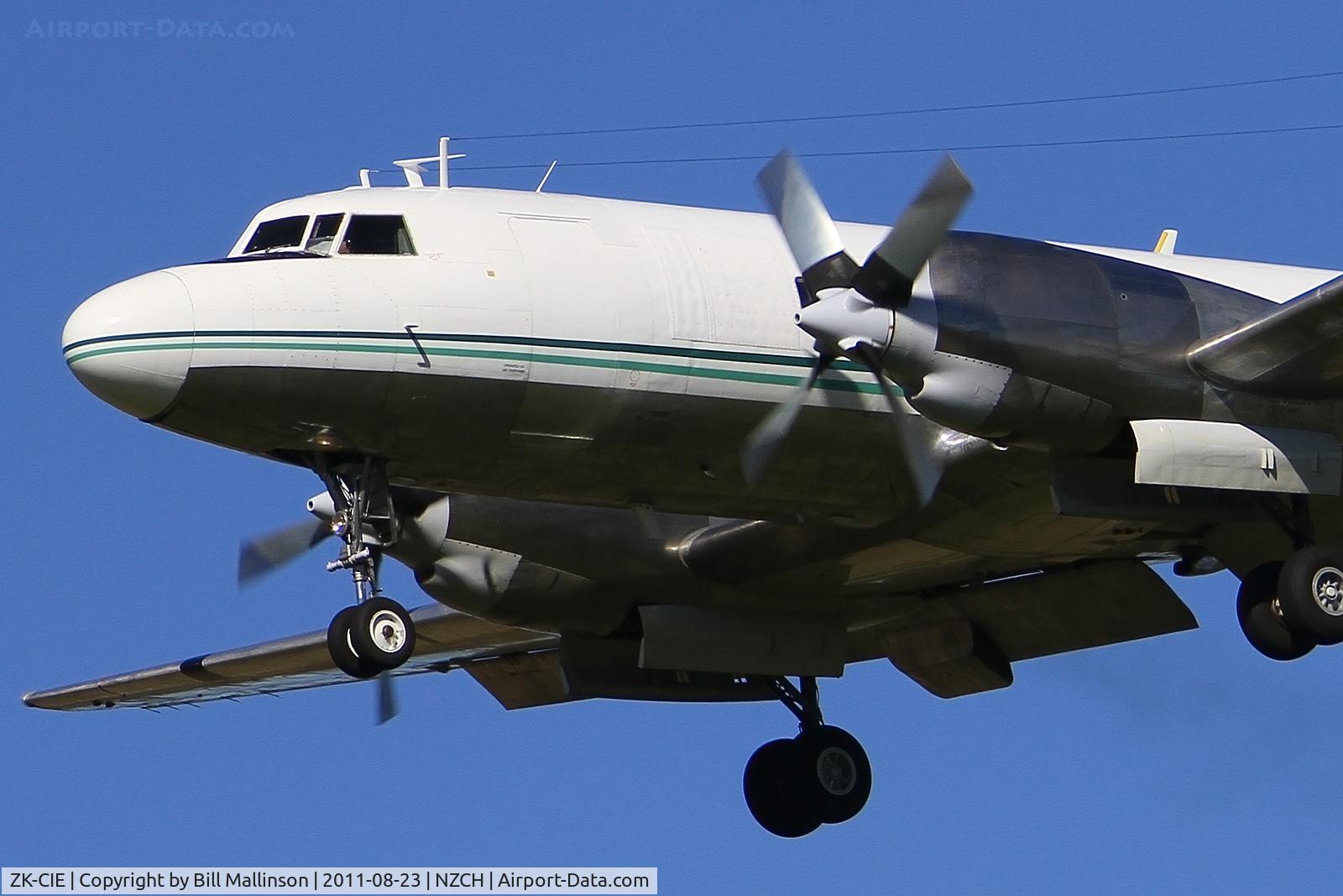 ZK-CIE, 1957 Convair CV-580 C/N 399, finals to 02