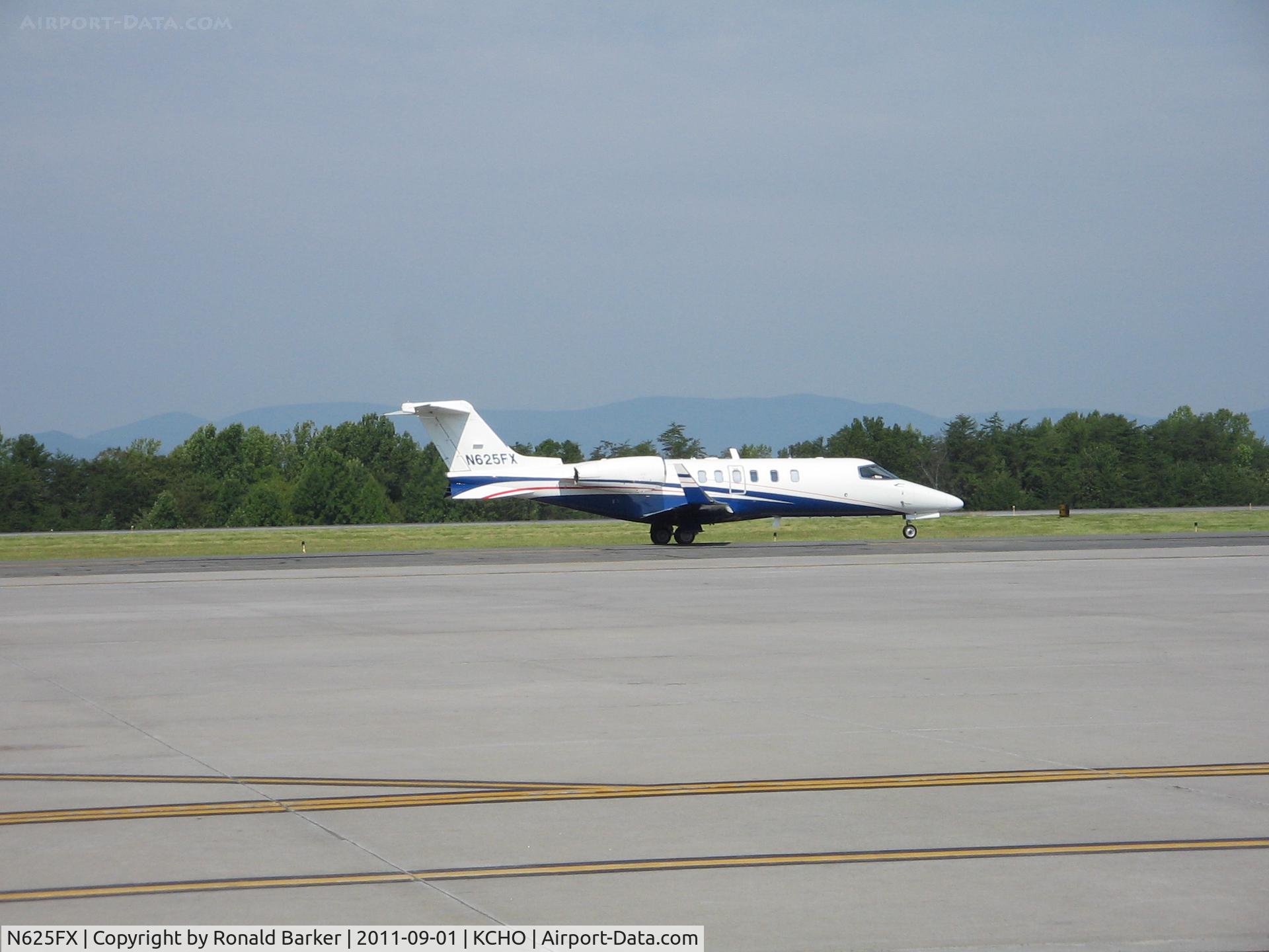 N625FX, 2009 Learjet Inc 45 C/N 45-2116, CHO, VA