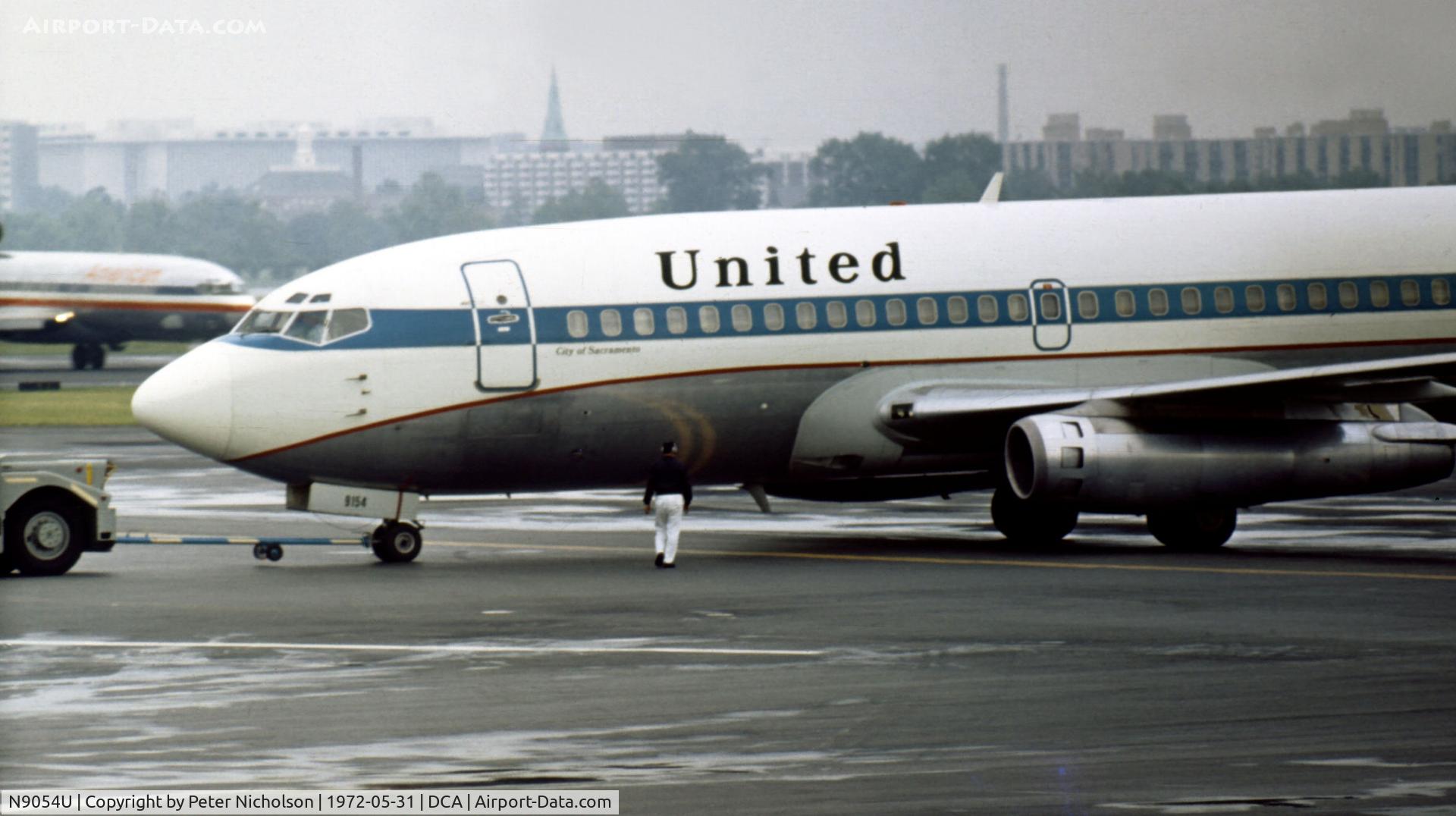 N9054U, 1969 Boeing 737-222 C/N 19935, Boeing 737-222 named City of Sacramento of United Airlines preparing to depart from Washington National in May 1972.