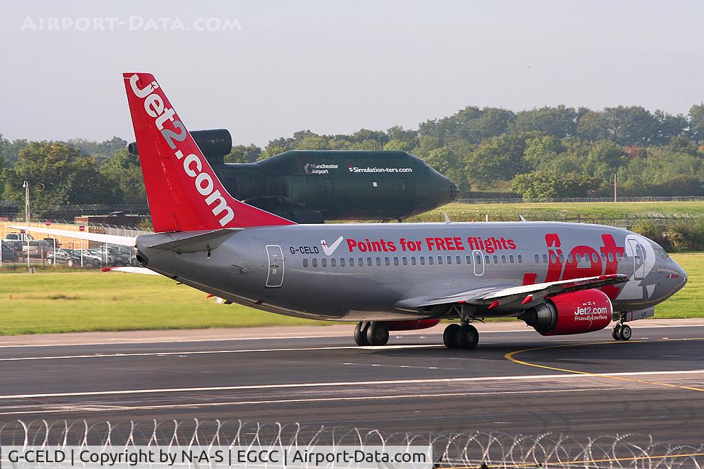 G-CELD, 1987 Boeing 737-33A C/N 23832, Lining up 23R