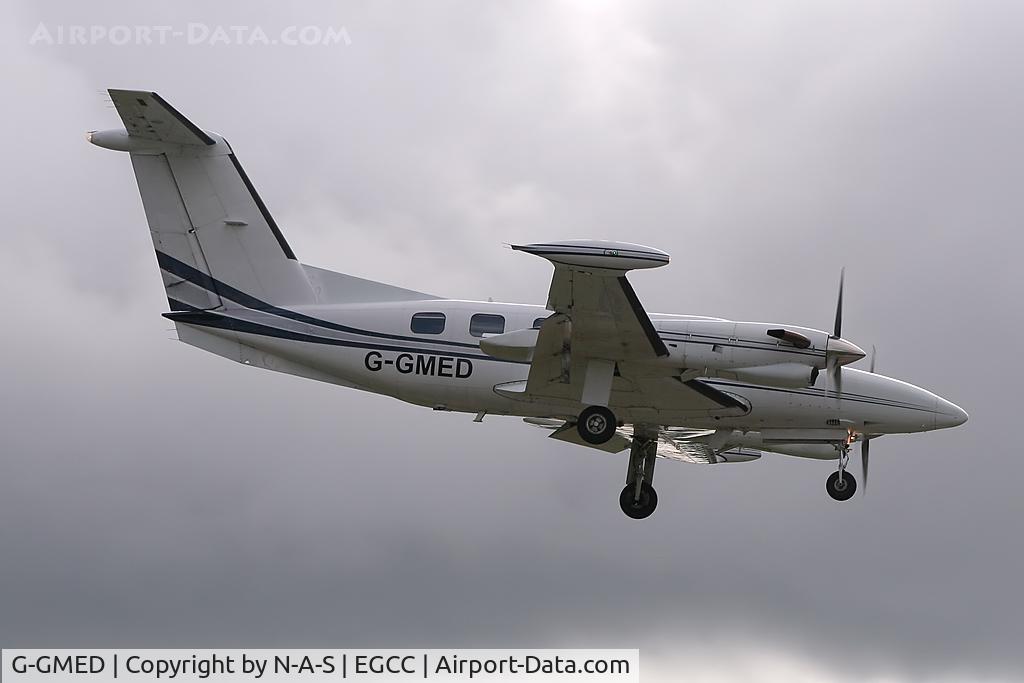 G-GMED, 1990 Piper PA-42-720 Cheyenne III C/N 42-5501050, Arriving 23R