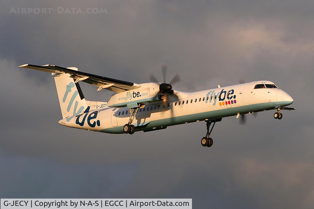 G-JECY, 2007 De Havilland Canada DHC-8-402Q Dash 8 C/N 4157, Landing 23R