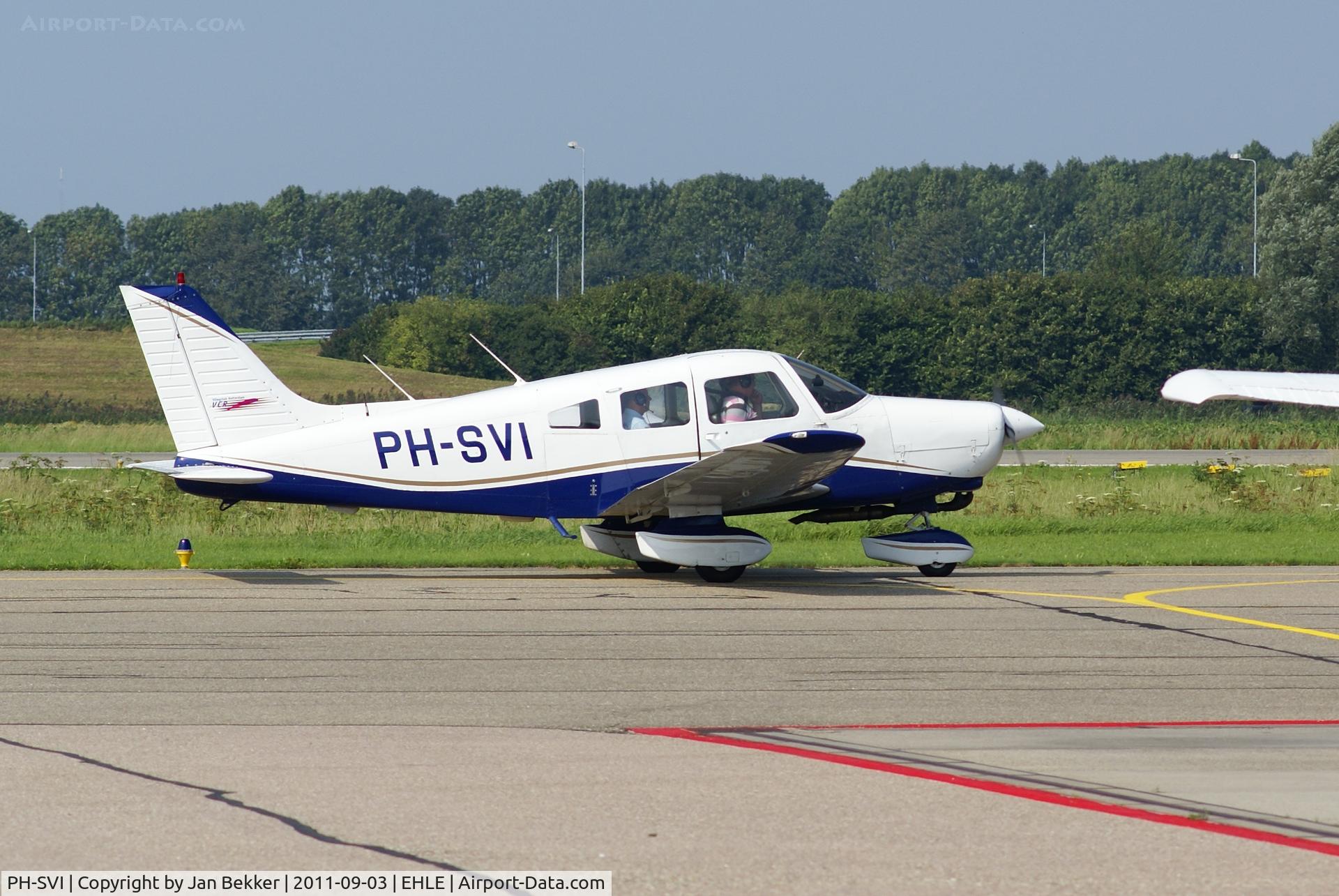 PH-SVI, Piper PA-28-161 C/N 28-8416075, Airport Lelystad